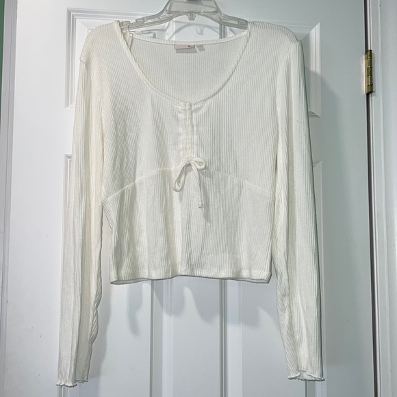 SO Tops - Long sleeve off white blouse